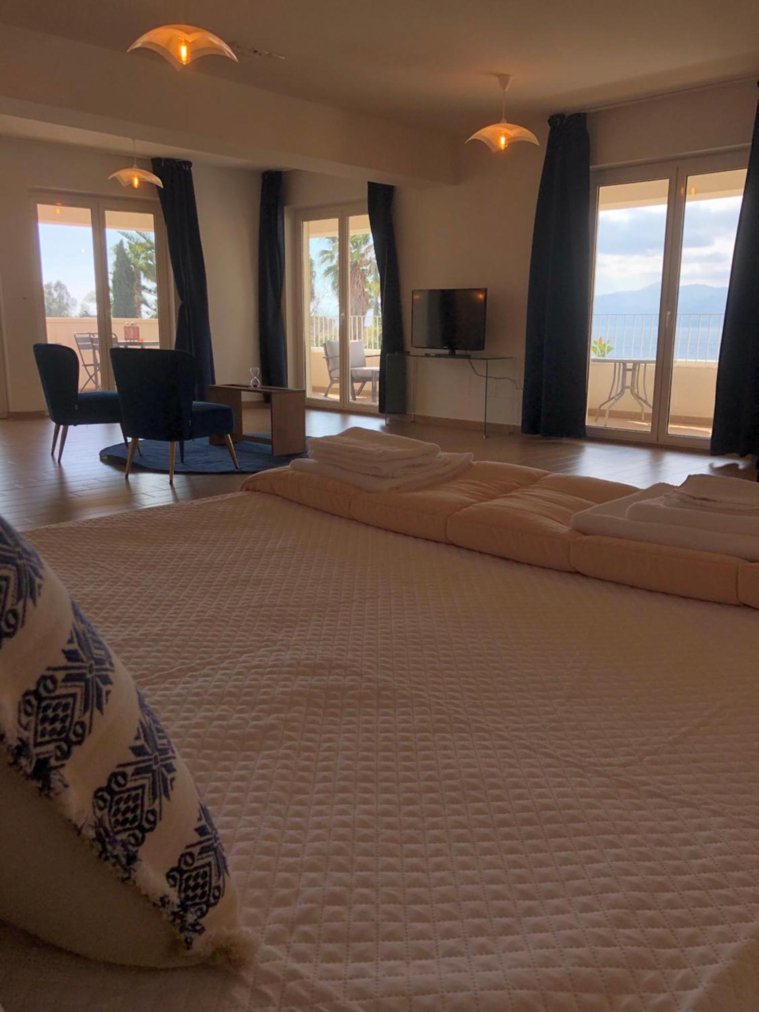 Thalassa Suite & Spa Reggio di Calabria Buitenkant foto